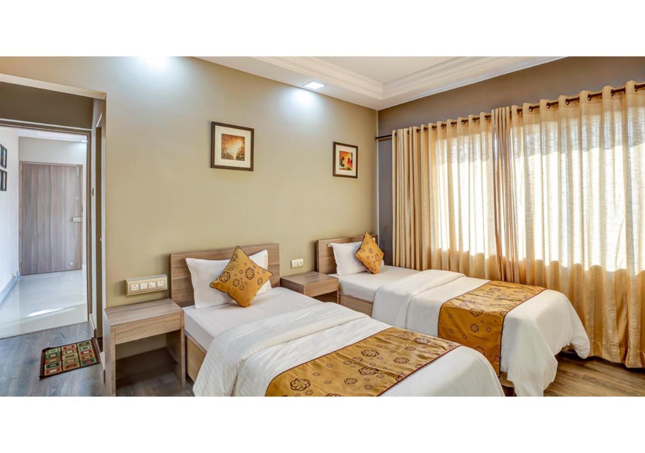 Ashok Deluxe Apartments, Marol Andheri East Bombay Esterno foto